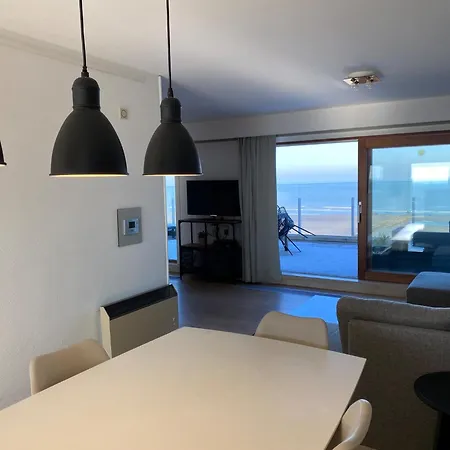 Tijl A 0901 With Beautiful Sea Views Nieuwpoort